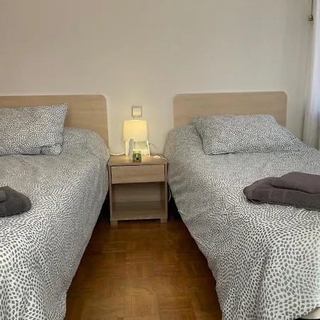 Apartamento Luminoso Y Centrico شقة *