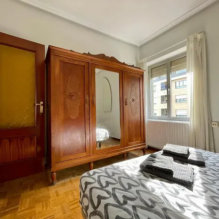Apartamento Luminoso Y Centrico شقة